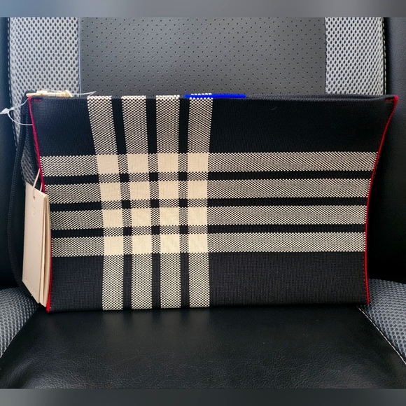 Rothy's Handbags - NWTs Rothy's Blackberry Plaid Wristlet